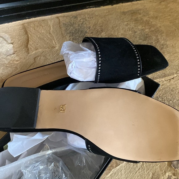 Banana Republic black suede slides size 9 - Picture 3 of 5